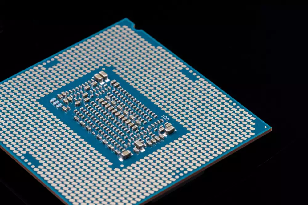 Intel Akcie